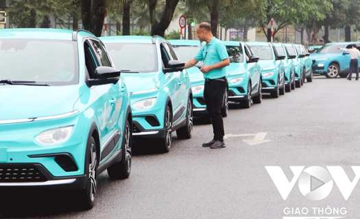 Giao thông công cộng chuyển đổi xanh: Cần quyết tâm đủ lớn của doanh nghiệp